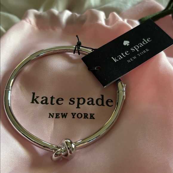 Kate Spade New York Silver Sailors Knot clasp authentic Bracelet - Picture 2 of 6